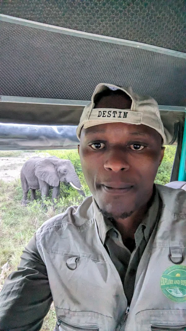 qe national park savanna landscape uganda eabt